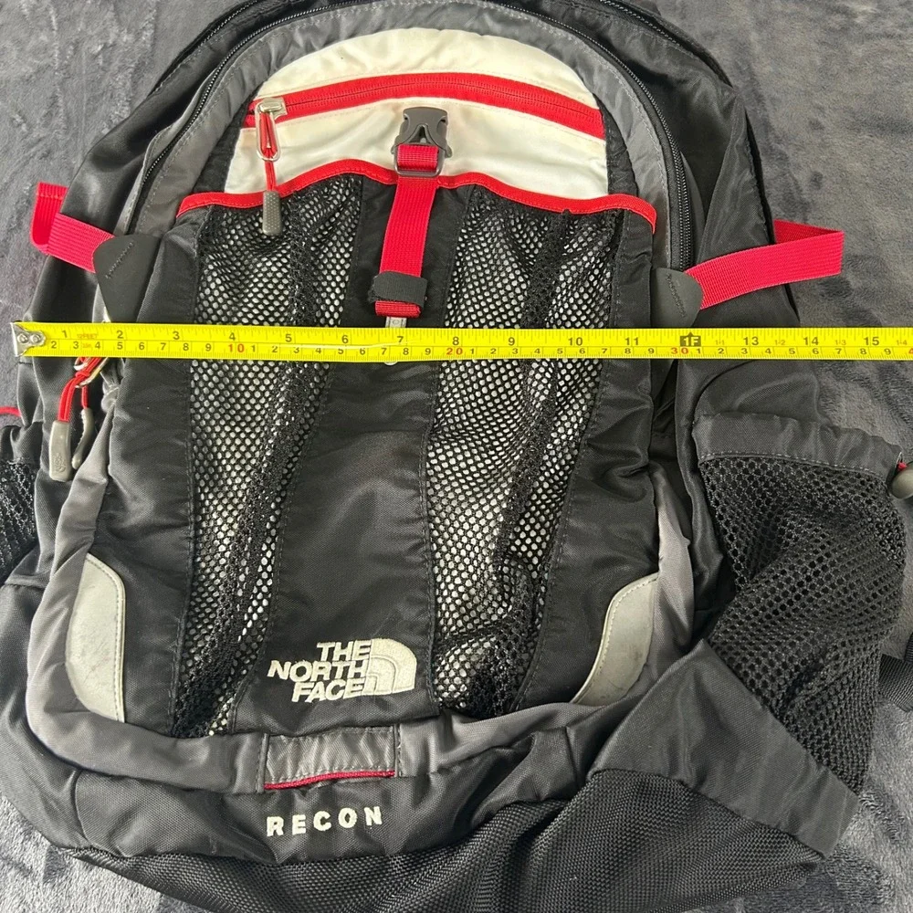 The North Face Recon Backpack Unisex OS Black Red Mesh Front Stash Pocket